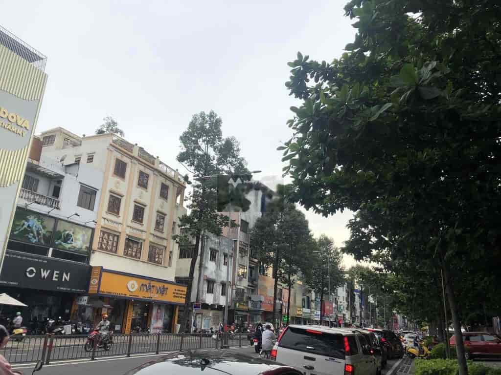 Nhà mặt tiền KD đường Trần Minh Quyền, đường 2 chiều