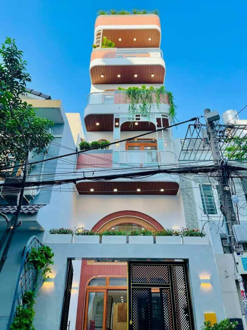 Siêu phẩm Phạm Văn Chiêu, Gò Vấp, 64m2, có thang máy kính, xe hơi ngủ trong nhà