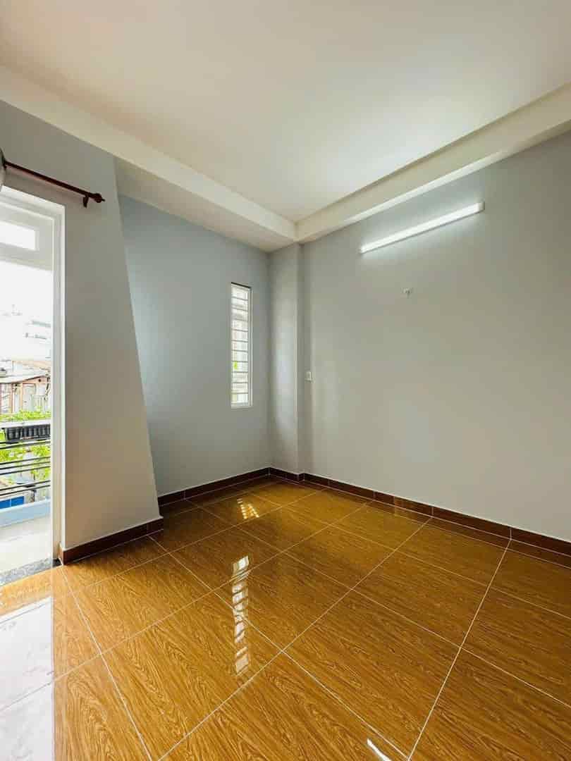 Chủ kẹt bán nhanh nhà 70m2 Gò Dầu, Tân Phú, cho thuê 12tr/tháng, tặng nội thất lại