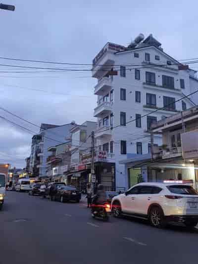 Bán khách sạn Đà Lạt, mặt tiền đường Hai Bà Trưng, diện tích 73m, đã hoàn công, pháp lý rõ ràng