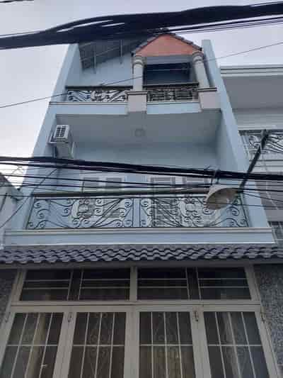 Quận 7, Phạm Hữu Lầu, nhà 3 tầng BTCT