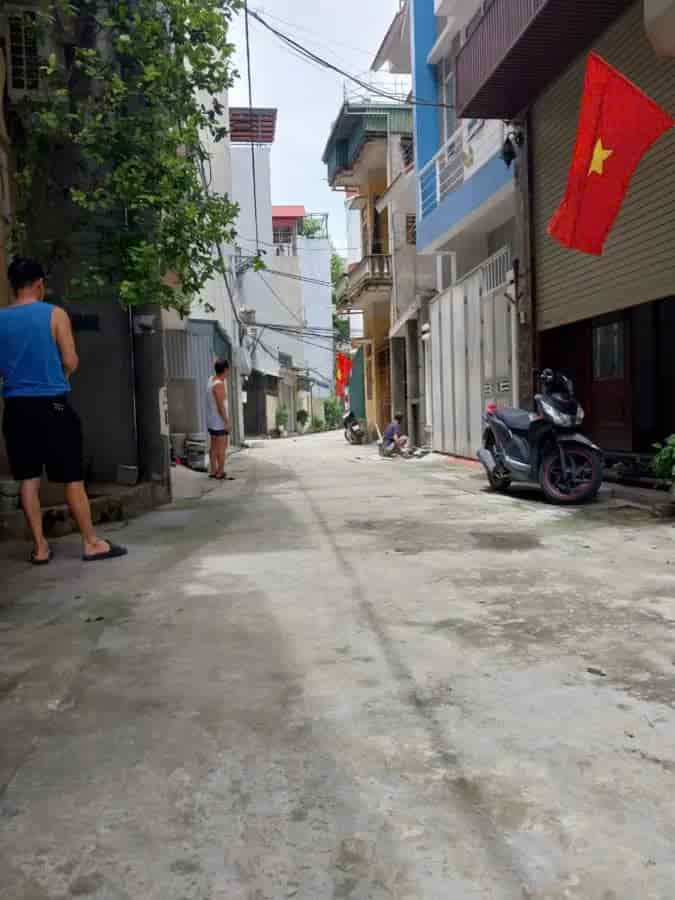 Dân xây Tư Đình 45m, 4 tầng, nhỉnh 7 tỷ, phân lô, ô tô tránh, 2 thoáng, ô tô vào nhà