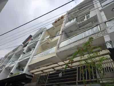 Bán nhà Lê Đức Thọ P.13 quận Gò Vấp, 4 tầng, đường 3.5m, giá giảm còn 6.x tỷ