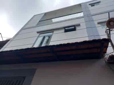 Bán nhà Lê Văn Thọ, Phường 11, Q.Gò Vấp, 3 tầng, đường 4m, giá chỉ 5.x tỷ