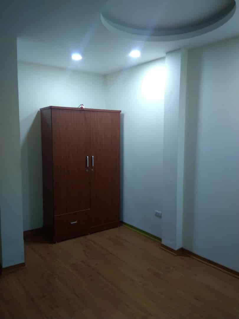 Cho thuê nhà phố Lê Trọng Tấn, Hà Đông 35m2, 4 tầng, 3 phòng ngủ full nội thất ô tô đỗ gần