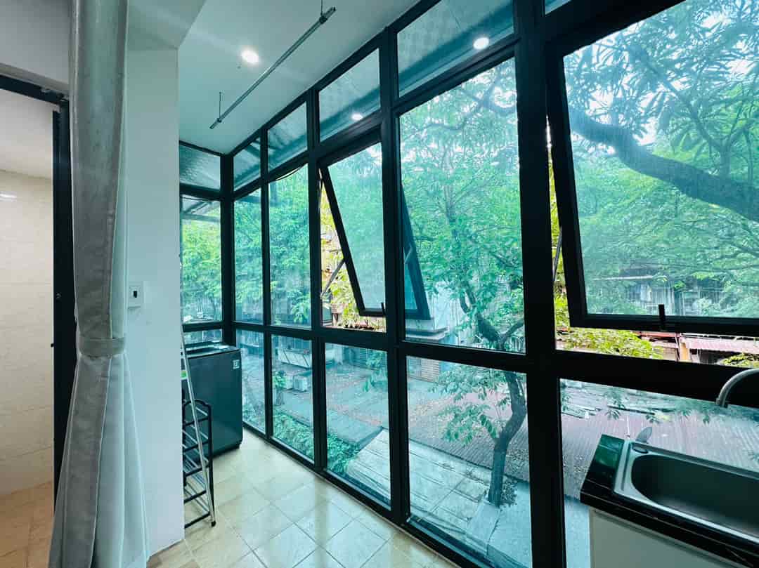 Cho thuê ccmn ngõ 1 Nghĩa Tân, Cầu Giấy 40m2 studio full nội thất thang máy view thoáng ở sướng
