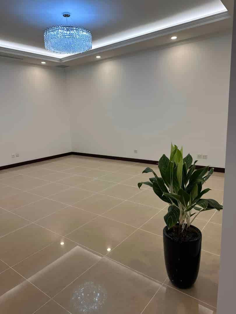 Cho thuê căn hộ chung cư Royal City, Thanh Xuân tòa R5 133m2, T15, 3 phòng ngủ full nội thất