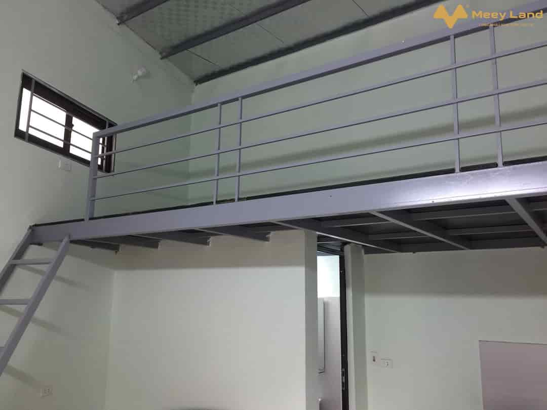 Cho thuê nhà cấp 4 lô góc phố Mậu Lương, Kiến Hưng 30m2, gác xép ô tô đỗ gần chợ view hồ khu sân chơi