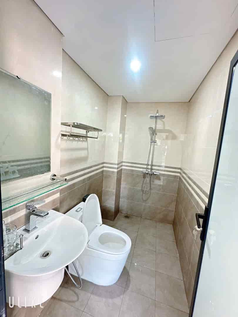 Cho thuê ccmn 283 Phạm Văn Đồng, Bắc Từ Liêm, 30m2, studio full nội thất thang máy ban công ô tô đỗ