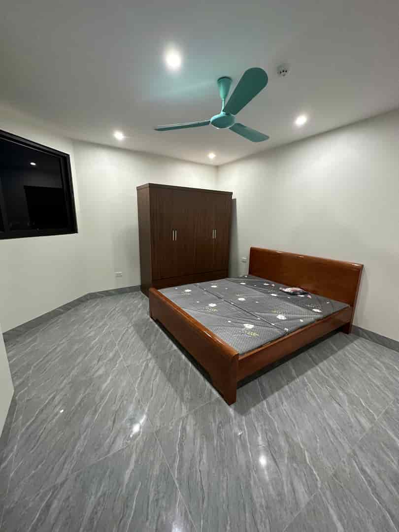 Cho thuê ccmn khu đấu giá Phú Lương Hà Đông 50m2 studio ban công cửa sổ full nội thất thang máy ô tô đỗ