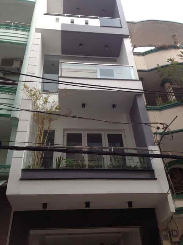 Villa mini 4 tầng mới, DT 4x15m, Nơ Trang Long, hẻm xe hơi, nhỉnh 8 tỷ