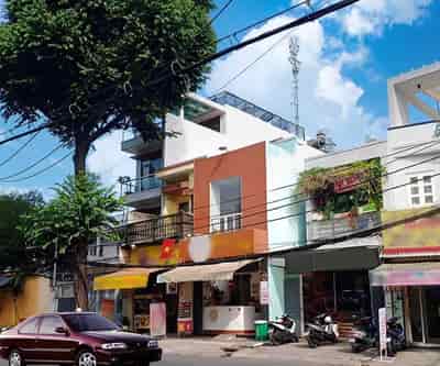 Bán nhà mặt tiền Nguyễn Thị Thập, 250m2, mặt tiền 5m, nở hậu phong thủy, nhà cấp 4, tiện xây 9 tầng