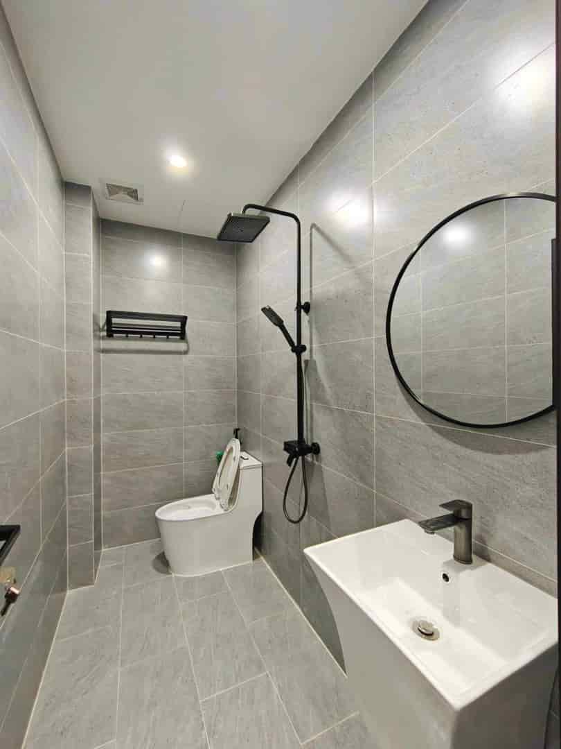 Cần bán nhà Tam Trinh, Hoàng Mai 50m2 5T MT 4.5m, giá 7 tỷ