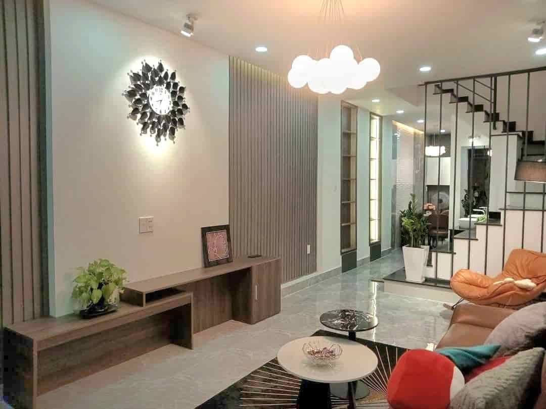 Bán lỗ nhà Đ.Phạm Ngũ Lão, GV, giá 1 tỷ 650, 60m2