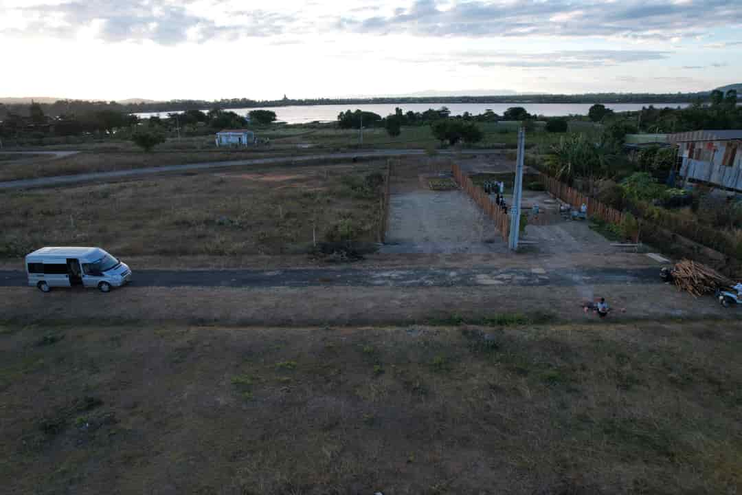 Chính chủ cần bán gấp mảnh đất tại biển hồ tại Pleiku