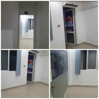 Chính chủ cho thuê phòng, có máy lạnh, tại 12 đường Hoàng Việt, P4, Tân Bình
