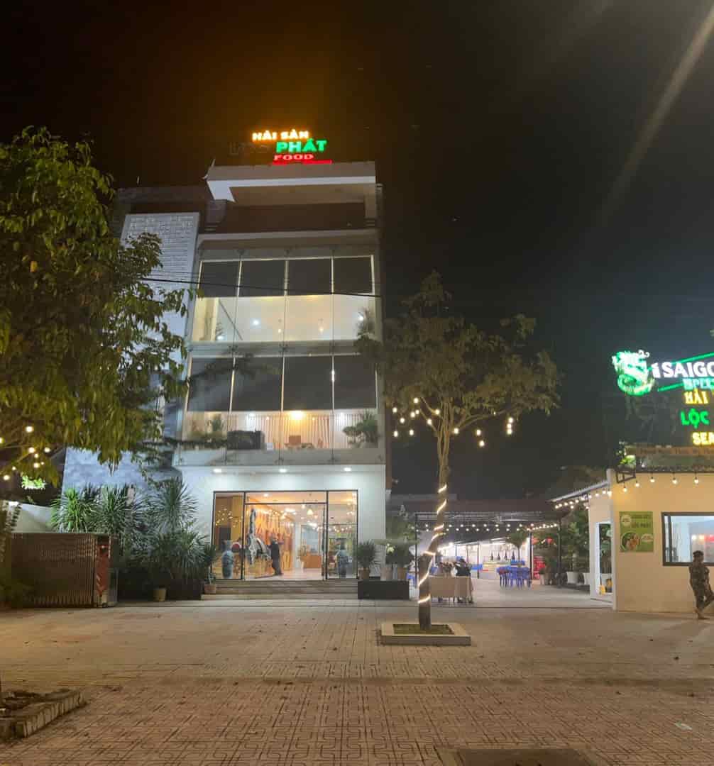 Bán tòa kinh doanh nhà hàng đường Phạm Ngọc Thảo, TP. Bến Tre