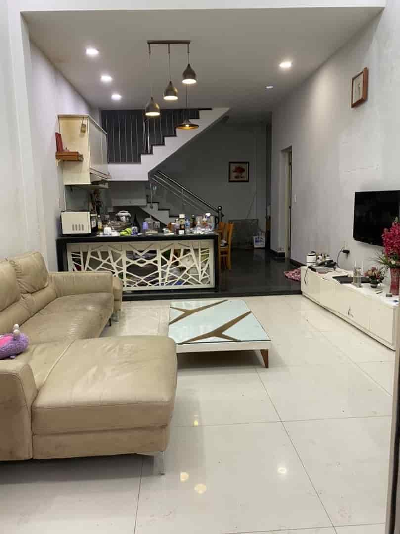 Bán nhà 3 tầng khu phân lô 124m2 ngang 8m, Linh Đông, Thủ Đức hơn 7 tỷ