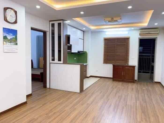 Chỉ hơn 100m2, sở hữu căn nhà vị trí vip phố Lĩnh Nam 35m2, 5T