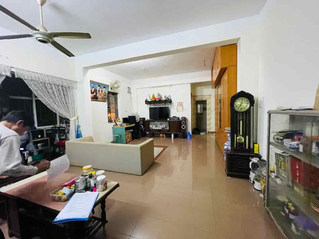 Bán căn hộ chung cư Thạch Bàn, Long Biên, gần siêu thị Aeon, 70m2 chỉ 1.6 tỷ