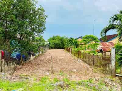 Cần tiền xây nhà bán đất ở Lê Thị Vui, Phước Hiệp, Củ Chi, giá 600 triệu