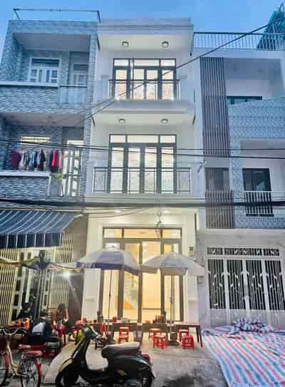 Mặt tiền đường số 4 cư xá Chu Văn An bán nhà xe hơi đậu trong nhà 4 tầng, 41m2, giá chỉ 9 tỷ 499 thương lượng
