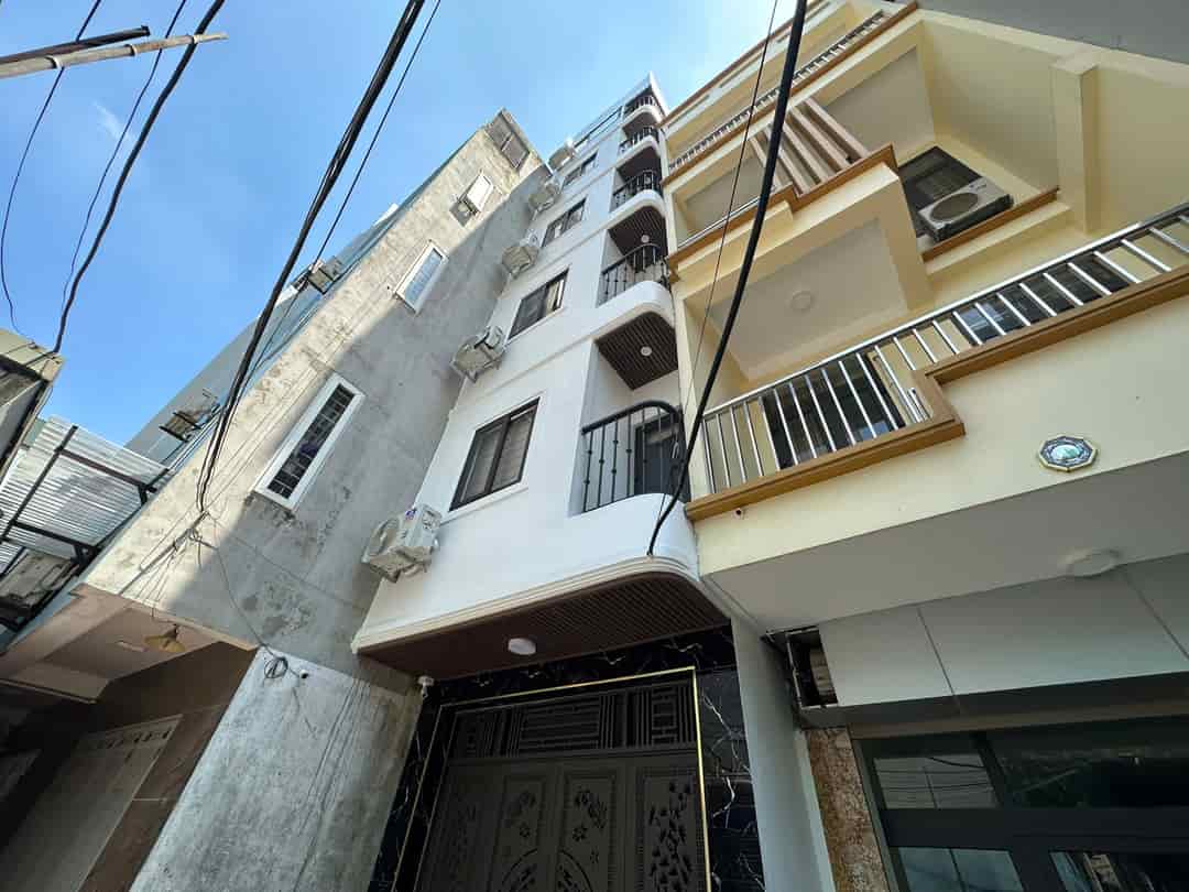 Tòa Apartment 50m2, 10P tại ngõ 232 Yên Hòa, ôtô vào nhà, dt 1 tỷ/năm, 15 tỷ bao phí