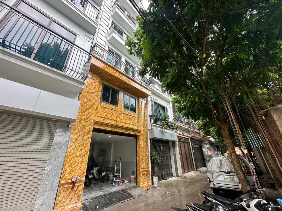 Siêu phẩm tòa apartment xây mới ở Văn Trì, Cầu Diễn, ô tô vào nhà, dt 1 tỷ/năm, tin thật 100%