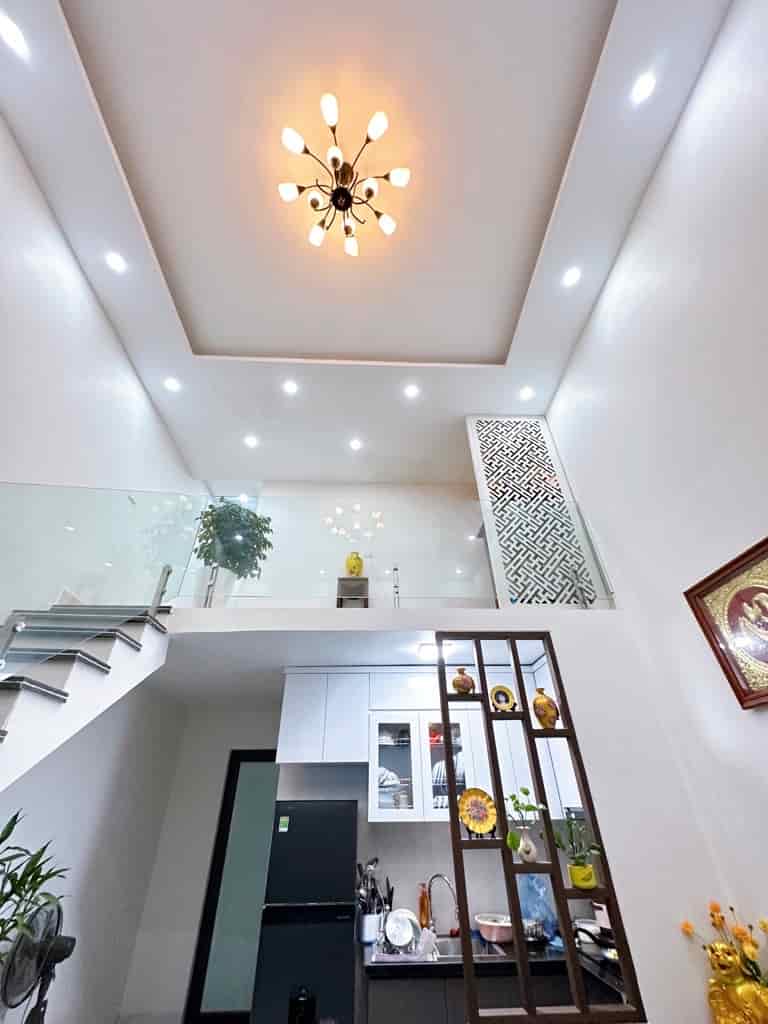 Nhà đẹp Lạc Quân 40m nhỉnh 2 tỷ