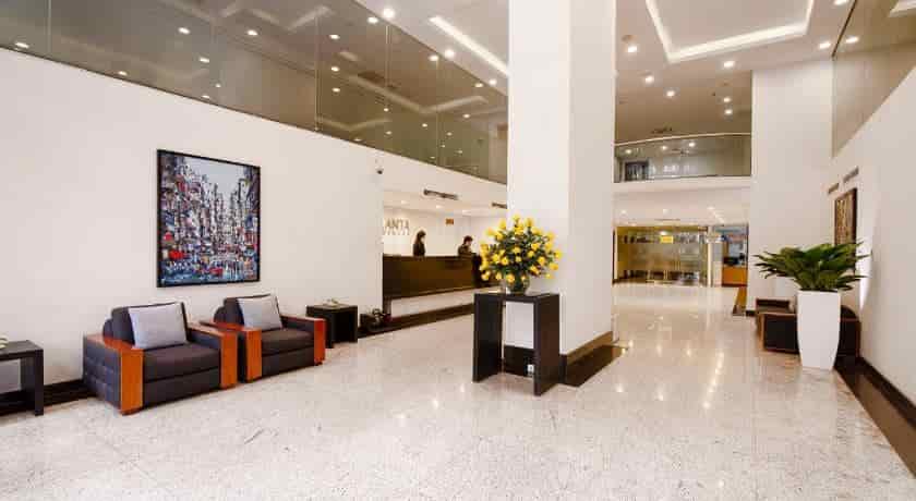 Bán khách sạn 60 phòng phố Hàng Chuối, DT 554m2, 16 tầng, MT 16m, giá 565 tỷ