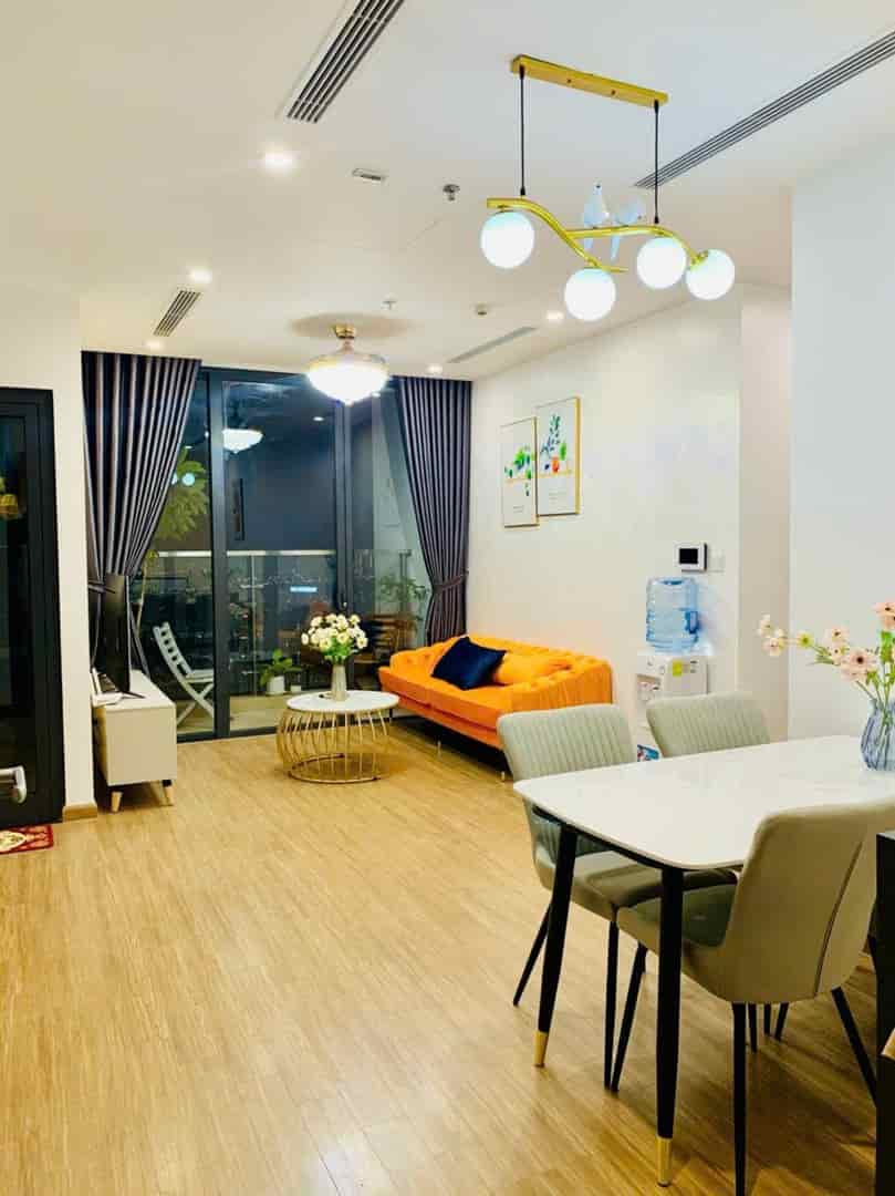 Bán căn hộ 2n2vs 70m2 đẹp nhất Tòa Vinaconex 3 đường Cương Kiên đối diện tòa BHXH giá 3,5 tỷ