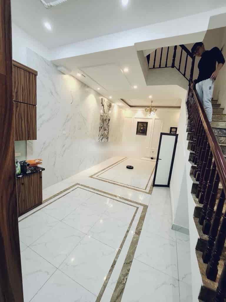 Cho thuê nhà Đội Cấn, Ba Đình, 3 tầng, 55m2, 3 ngủ mới đẹp, full đồ ở ngay