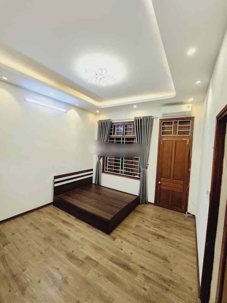 Cho thuê nhà Đội Cấn, Ba Đình, 3 tầng, 55m2, 3 ngủ mới đẹp, full đồ ở ngay