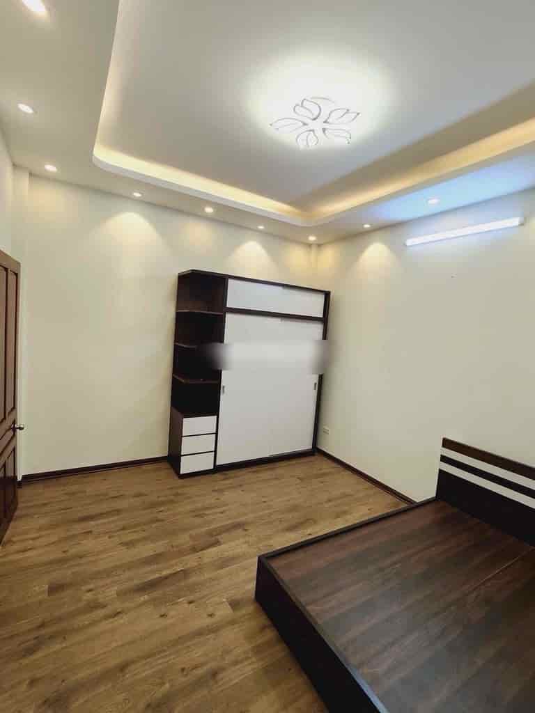 Cho thuê nhà Đội Cấn, Ba Đình, 3 tầng, 55m2, 3 ngủ mới đẹp, full đồ ở ngay