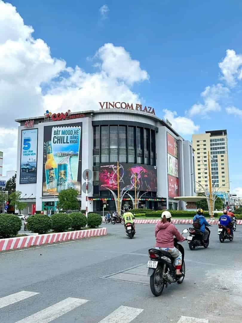 Bán nền thổ cư, d.tích và vị trí rất đẹp nằm kế Vincom Hùng Vương, hẻm 77 Phạm Ngũ Lão