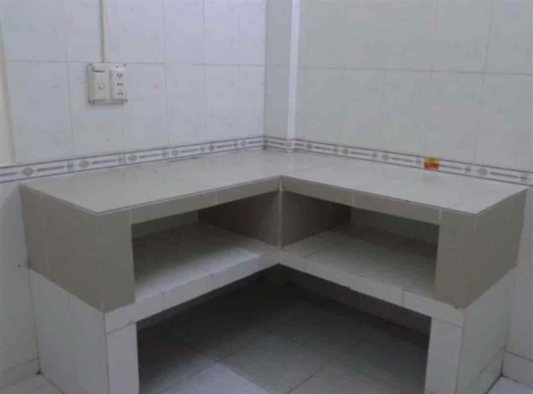 Cho thuê nhà trệt lầu 2pn, hẻm 233 Nguyễn Văn Cừ, An Hoà, Ninh Kiều, giá chỉ 4,5 triệu/tháng