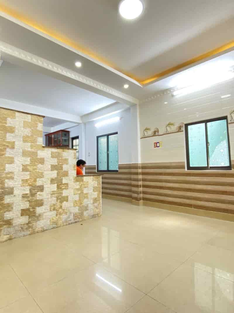 Nhà 2 mặt kiệt Hoàng Hoa Thám, gần Lê Duẩn, 43m2, 2 tầng sạch đẹp, hơn 2 tỷ