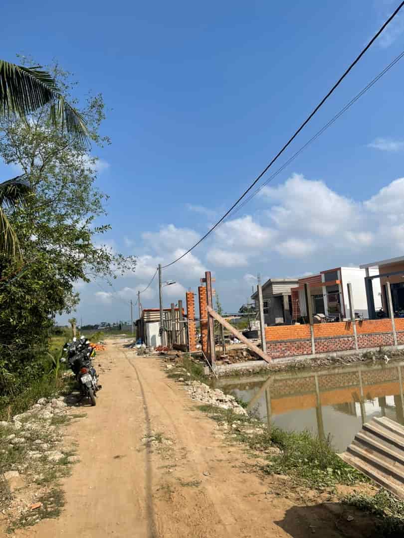 Chính chủ bán lô đất tại đường D1, Quốc lộ 53 vào 200m, Xã Long Phước, Long Hồ, Vĩnh Long
