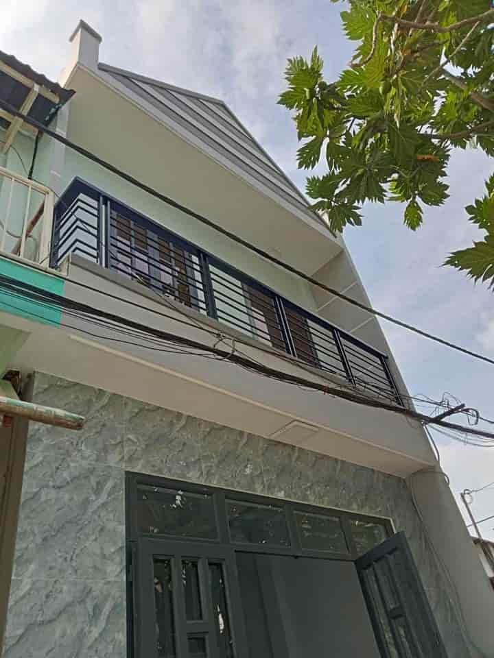 Cần bán nhà, giá 1ty560, shr