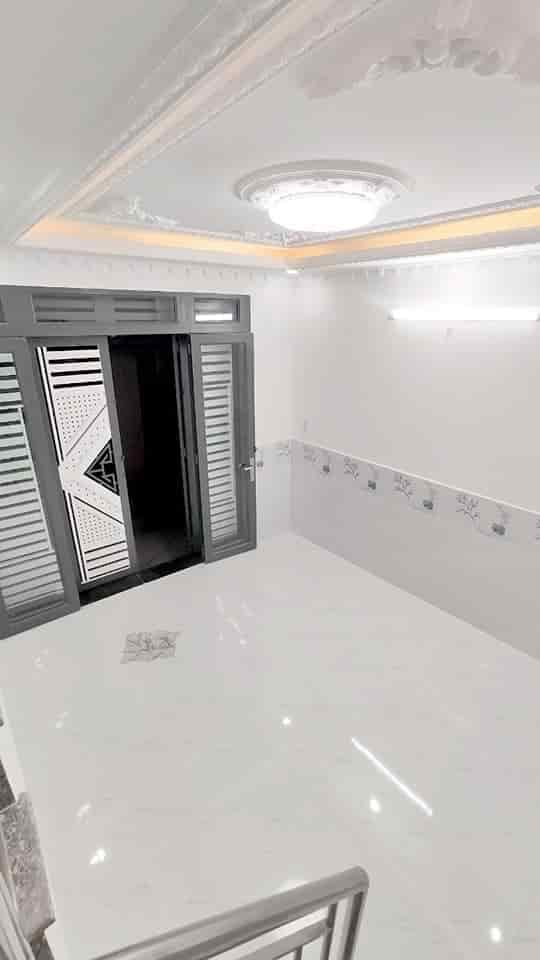 Chính chủ Đ.Phó Cơ Điều Q5, 68m2 giá 1 tỷ 340 tr