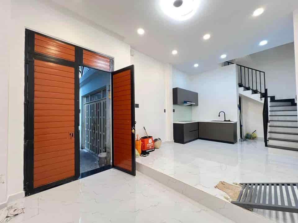 Bán nhà Nguyễn Đình Chính, Phường 15, Phú Nhuận, DT 60m2, giá 1 tỷ980tr, sổ hồng chính chủ