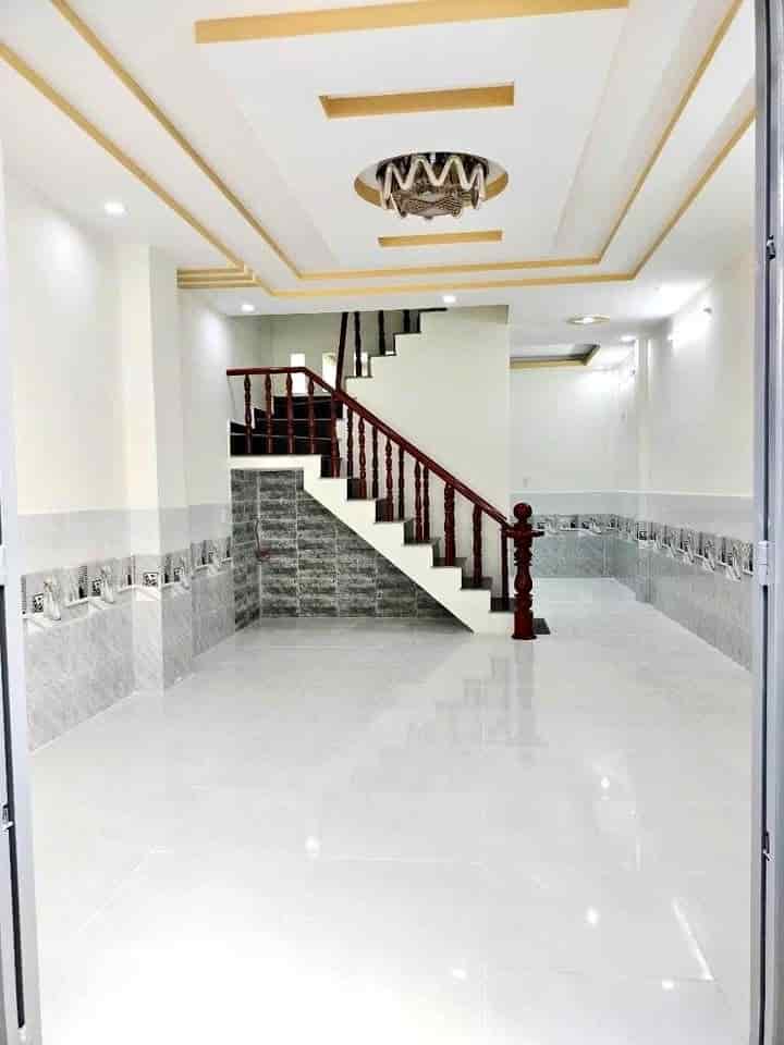 Nhà Hiệp Thành 17 P.Hiệp Thành Q12, 1 tỷ 340, 60m2, sổ sẵn hoàn công đầy đủ, cho thuê 10 triệu/tháng