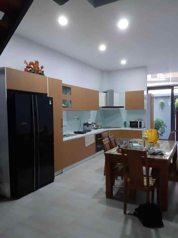 Bán nhà quận 11, Tuệ Tĩnh, 52m2 hẻm xe hơi chỉ 1ty560tr sổ riêng