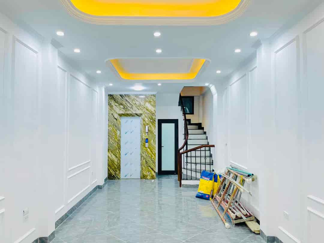 Bán nhanh nhà đẹp Thái Hà, Đống Đa, 41m2, 7 tầng, chỉ 9.3 tỷ