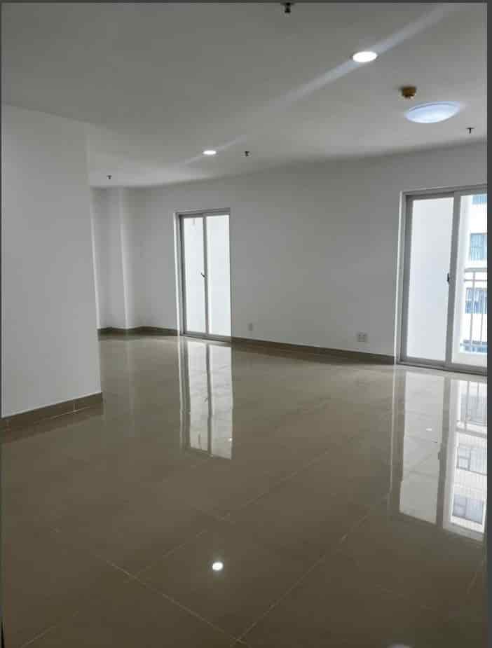 Bán căn hộ chung cư 92m2, nhà mới, giá cực tốt, chính chủ