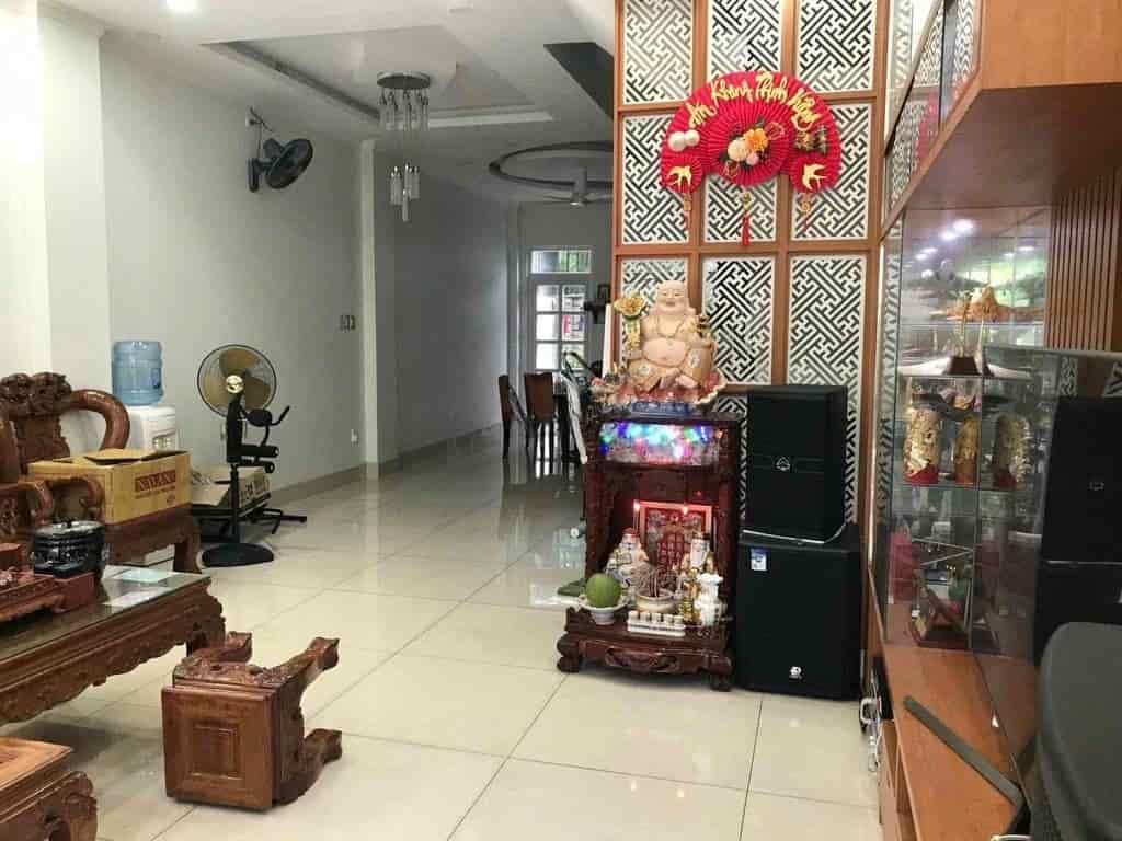 Cho thuê biệt thự cao cấp quận Thủ Đức, khu Compound Little Village sát bên Gigamall Thủ Đức