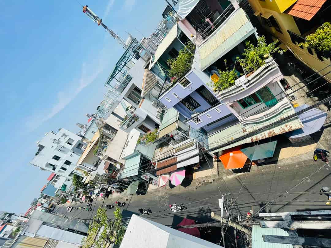 Mặt phố Nguyễn Đình Chiểu, hot Phú Nhuận, 4 tầng btct, kinh doanh đỉnh cao, giá hơn 7 tỷ