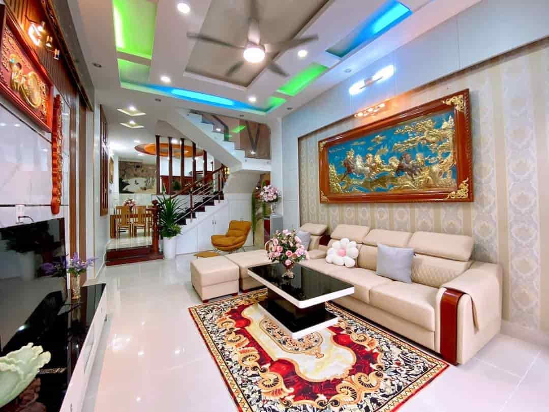 Cần bán nhà đẹp vô ở liền tại đường nguyễn Tư Giản, phường 12, Gò vấp, Hồ Chí Minh.
