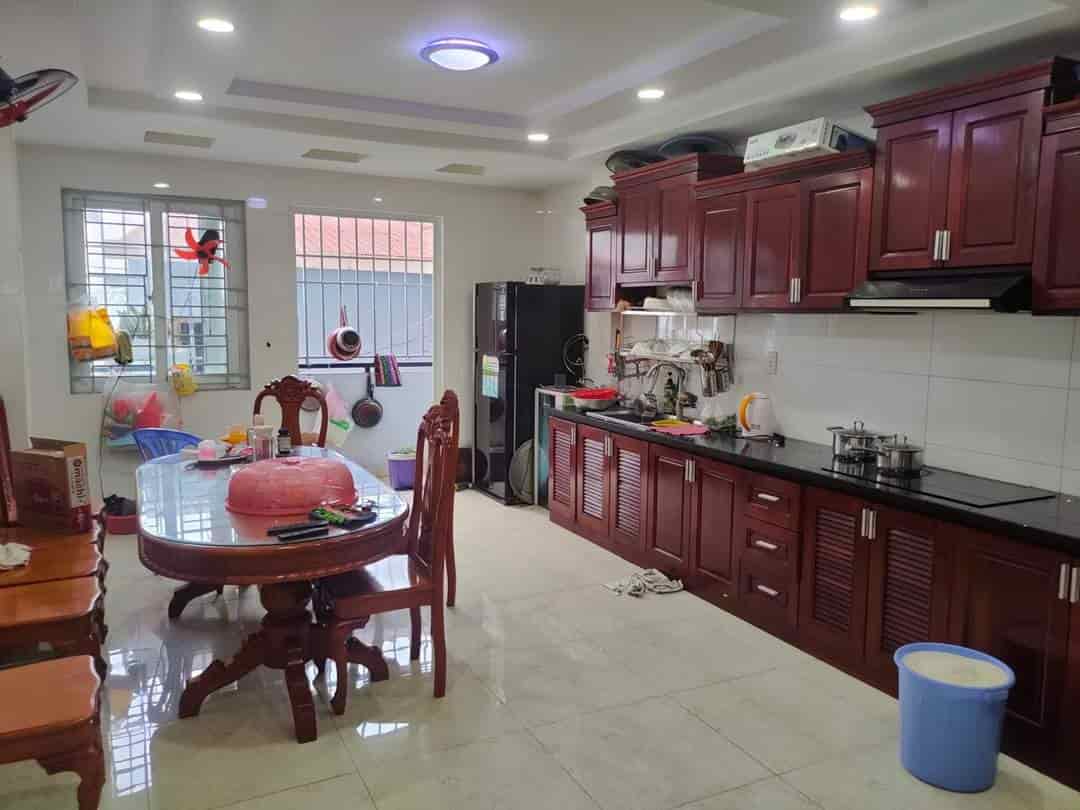 Hẻm KD Nguyễn Thượng Hiền, 70m2, đang cho thuê 30tr/th, trệt 2 lầu ST giá 8.5 tỷ bớt lộc