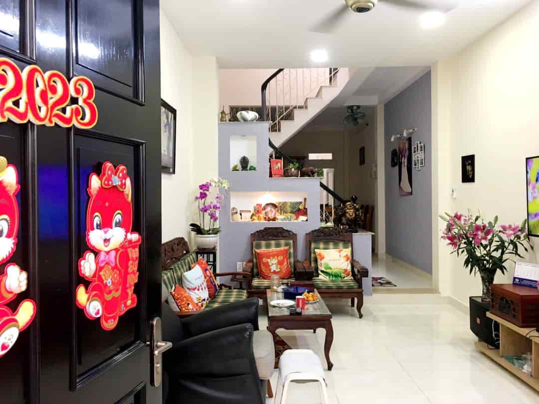 Bán nhà đẹp 4 tầng hxh Tô Hiến Thành, 39m2, ngang 4m, 6.7 tỷ TL